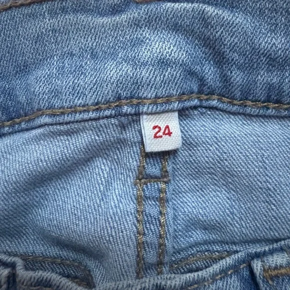 levi’s denim women's shorts - Picture 4 of 4